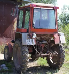 Трактор колесный Т 25АЗ  заводской № машины  рама  563649, год выпуска 1990, двигатель № 1258840, цвет красный 