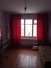 1/2 доля в праве на жилое помещение, площадь: 68,7 кв.м., кадастровый номер: 56:11:0703001:775
Адрес (местонахождение): Оренбургская область, Домбаровский район, п. Караганда, ул.Металлургов, дом № 13, кв. № 1
