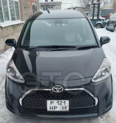Легковой автомобиль «Toyota SIENTA», 2020 года выпуска, идентификационный номер  VIN : NCP175 7039162, цвет – черный, правый руль.