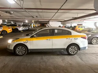 KIA RIO 2020, VIN: Z94C241BBMR211613, легковой седан, цвет белый-желтый-серый, мощность двигателя 122,6 л. с. Имущество обременено залогом АО Банк Инго. ТС находится на стоянке Банка по адресу: г. Москва, Новолужнецкий пр-д, д. 15А. Ответственный за показ: Шереметьев Иван, тел.: +7 (916) 958-58-14…