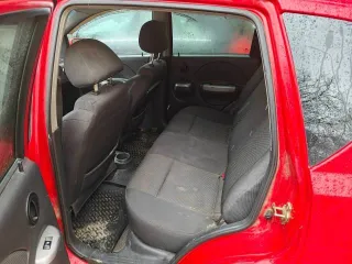 Chevrolet Aveo, 2006 года, 72 лс, 154 000 км, АКПП еще CHEVROLET Aveo 2006 г.в. X4XSA487J60000043. Пробег 154 тыс. км. к финансовому управляющего приехала своим ходом. Состояние на фото. Более подробное техническое состояние выясняйте самостоятельно в ходе осмотра. Организатор торгов нюансами…