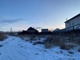 Земельный участок 800 кв.м для ИЖС в Челябинской области, город Троицк, улица им. Д.М. Мамина-Сибиряка, 64. Разрешенное использование – для индивидуального жилищного строительства. Форма участка – не имеет ярко выраженных особенностей. Текущее использование – не используется. Категория земель –…