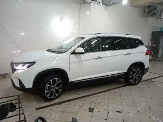 Forthing T5 EVO, 2024 года, 144,1 лс, 24000 км, АКПП, легковой универсал марка, модель Forthing T5EVO, идентификационный номер (VIN) XWFT514AFR0000038, год выпуска: 2024, цвет: белый, государственный регистрационный номер: О232НС72, паспорт ТС: 1643 01085445497.