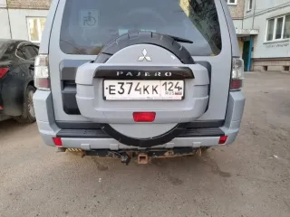 Mitsubishi Pajero 2012. Автомобиль марки Mitsubishi модель Pajero 2012 г.в., VIN-номер JMBLYV93WCJ007150. В залоге у ПAO Sovcombank. С предметом торгов можно ознакомиться по адресу: Красноярский край, г. Красноярск, ул. Крайняя 14А-180, отправив предварительно запрос по e-mail: csb_15@mail.ru…