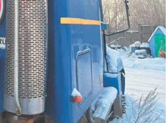 Freightliner FLC1200, 2000, Седельный тягач, Automobile "Freightliner FLC1200", седельный тягач, VIN 1FUYSSEB61LG21113, 2000 г.в.