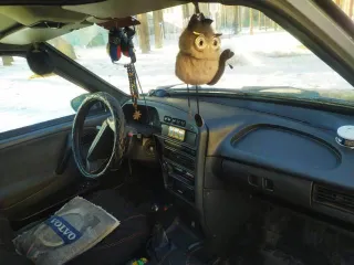 Легковой автомобиль Лада 211540 2010 года выпуска, цвет светло-серебристый. VIN: XTA211540A4897704, ПТС: 63MY981318, госномер Р672ЕУ138. Двигатель бензиновый, модель 11183, номер 5289787, мощность 80.9 л.с. (59.5 кВт), объем 1596 куб. см, экологический класс третий. Разрешенная максимальная масса…