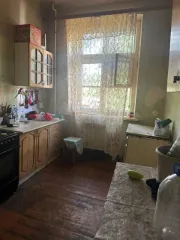 78/171 доли квартиры, 94.5 м², г. Самара, общая долевая собственность 78/171 в жилом помещении площадью 94.5, с кадастровым № 63:01:0230001:1297, расположенной по адресу: г. Самара, проспект Кирова, д. 179, кв. 18. Доля в собственности эквивалентна двум комнатам.