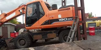 DOOSAN SOLAR 180W-V 2013 Экскаватор DHKHEWV0SD5002796, № двигателя DB58TIS316188EG. Экскаватор DOOSAN SOLAR 180W-V, 2013 года выпуска.