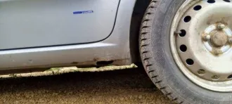 Fiat Punto 2007 года, 77 л.с., пробег 175 000 км, АКПП. Приехала своим ходом. Не работает кондиционер, задние двери открываются только изнутри, ошибка по подушкам, очаги коррозии по кузову. Более подробное техническое состояние выясняйте самостоятельно в ходе осмотра.