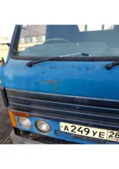 Легковой автомобиль, марка: MAZDA, модель: TITAN, год изготовления: 1985, VIN: отсутствует, г/н: А249УЕ28, цвет: синий, модель, № двигателя: 47286, мощность двигателя, л.с.  кВт : 95,0, объем двигателя, см.куб: 2500, масса разр./без нагрузки, кг: 2600/1600. Совместная собственность.
