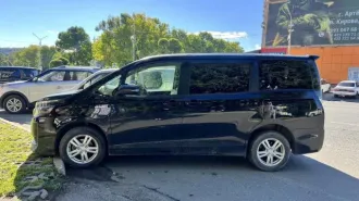 Toyota Voxy 2014 года, АКПП, номер кузова ZWR800003119