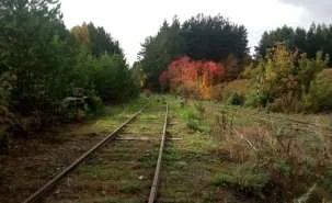 Склады и ж/д пути 5586,8 кв.м, участок 28555 кв.м, Абакан. Имущество, расположенное по адресу: Республика Хакасия, г. Абакан, ул. Горная, д. 7: Недвижимое имущество - Нежилое здание (склад II группы №1), кад. №19:01:080501:1366, пл.1177,1 кв.м. Нежилое здание (склад II группы №2)…