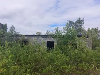 Нежилое здание учебных классов 391,9 кв. м, Печенгский округ Нежилое здание (учебные классы), назначение: нежилое, количество этажей: 1, в том числе подземных 0, площадь 391,9 кв. м, кадастровый номер 51:03:0060102:2042, местоположение: Российская Федерация, Мурманская область, муниципальный округ…
