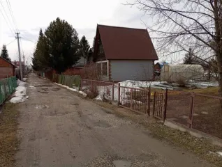 Земельный участок 536 кв.м с постройками, Новосибирская область. Расположен по адресу: Россия, Новосибирская область, МО Кубовинского сельсовета, с.т. «Тайга», Новосибирский район, ул. Озерная, дом участок 47. На участке расположены незарегистрированные в ЕГРН объекты: садовый дом (дача)…