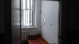 Нежилое здание 335.6 кв. м с земельным участком. Кадастровый номер здания: 45:02:020101:601; назначение: нежилое; площадь: 335,6 кв. м; этажность: 1, в том числе подземных 0. Одновременно с земельным участком площадью 2411 кв. м, кадастровый номер: 45:02:020101:530, из земель населенных пунктов…