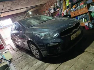 Kia Cerato 2021, 128 л.с., 171042 км, АКПП, VIN: XWEFC41CBMC011819. Легковой автомобиль, 2021 года выпуска. Предмет залога ПАО Сбербанк. Автомобиль на ходу, имеется вмятина на пороге у задней арки, присутствует расход масла. Регион местонахождения - г.Тюмень, проезд Воронинские горки. На момент…