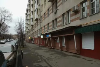 Нежилое помещение 93.1 кв. м, Москва, ул. Хамовнический Вал, д. 32 (Цокольный этаж № 0). Кадастровый номер: 77:01:0005009:4176. Назначение нежилого помещения: Свободное. Общая площадь: 93.1 кв. м.