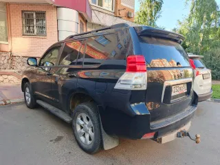 Toyota Land Cruiser Prado 2013 года, 173 лс, 291000 км, полный привод, АКПП. VIN: RUTBH8FJ9D0002681. Неисправна коробка передач. Состояние салона и кузова на фотографиях. Более подробное техническое состояние выясняйте самостоятельно в ходе осмотра.