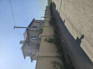 Земельный участок 800 кв.м, дом 548.5 кв.м, участок 1200 кв.м, Саратов. Жилой дом, площадь 548,5 кв.м., количество этажей: 3, в том числе подземных: 1, кадастровый № 64:48:040634:291, по адресу: г. Саратов, ул. Подлесная, 25Б. Земельный участок, площадью 1 200 кв. м., кадастровый номер…