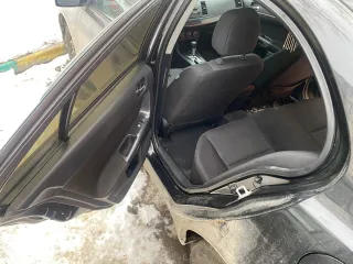 Mitsubishi Lancer 2007, автомобиль марки MITSUBISHI модель Lancer 2007 г.в., VIN-номер JMBSTCY4A8U009419. Для ознакомления с имуществом, описанием, составом и характеристиками обращаться по e-mail: filimonowaleksei@mail.ru, тел.: +79276931082.