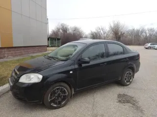 Chevrolet Aveo 2010 года, черный цвет. VIN: XUUSF69WJA0017612. Модель двигателя: F14D4 057385KA, 086695. Паспорт транспортного средства: 39 HB 486900. Свидетельство о регистрации: 74 TX 978054, дата выдачи 30.12.2010.