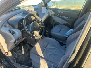 Nissan Almera Tino 2004 года, 116 л.с., пробег 369045 км. VIN: VSKTBAV10U0137712, регистрационный номер А829РК790. Автомобиль находится в залоге.