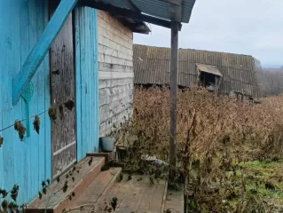 Жилое здание, площадь: 79,8кв.м, кадастровый номер: 74:14:0404001:297, и 
Земельный участок , площадь: 2 138кв.м., кадастровый номер: 74:14:0404001:154, Категория земель: Земли населенных пунктов, Вид разрешенного использования: Для ведения личного подсобного хозяйства, 
Адрес: Челябинская обл…