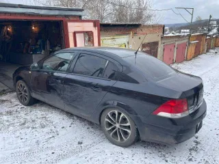 Opel Astra, 2011 года, 116 лс. Автомобиль, марки: «ОПЕЛЬ АСТРА» (A-H/NB), 2011 года выпуска, VIN: XWF0AHL69C0008078, Госномер: А681НТ142, СТС: 99 77 106971 от 27.09.2025, ПТС: 39 РН 082099 от 28.01.2021 г. Зарегистрирован залог, в пользу Банк ВТБ» (ПАО).