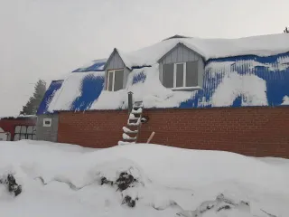 Здание пекарни 586,1 кв.м, 5/6 доли участка 906 кв.м, Ямало-Ненецкий АО, г. Губкинский. Здание 586,1 кв.м. и 5/6 доли земельного участка в Ямало-Ненецком АО еще 5/6 доли земельного участка, площадью 906 кв. м., кадастровый номер: 89:05:030301:7137, по адресу: ЯНАО, Пуровский район, пос. Пурпе, мкр…