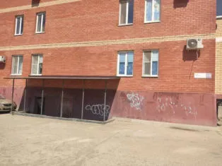 Нежилое помещение 615.4 кв.м Республика Адыгея, Тахтамукайский район, пгт. Яблоновский, ул. Луговая, д. 7/5, пом. 1, кадастровый номер 01:05:3009002:1810. Ознакомление с имуществом возможно после предварительного согласования даты и времени по электронной почте: ak_veshkin@mail.ru, телефон: +7…