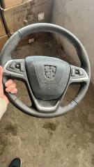рулевые колеса для легковых автомобилей рулевые колеса для легковых автомобилей 
Тип запчасти: руль 
Состояние: б/у 
