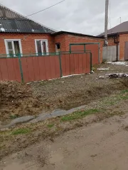 Жилой дом и неразрывно связанный с ним земельный участок: Жилой дом: Вид объекта недвижимости: Здание. Кадастровый номер: 23:26:0502030:158. Местоположение: Краснодарский край, Северский район, пгт. Ильский, ул. Широкая, д. 19. Площадь: 48,5 квадратный метр. Наименование вида права: Общая долевая…