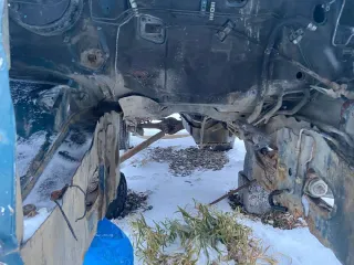 MITSUBISHI DELICA 1995 г.в. Тип ТС: легковой Марка и(или) модель: MITSUBISHI DELICA Год выпуска: 1995 Идентификационный номер (VIN): отсутствует Номер кузова (кабины): PD8W0102820 Номер шасси (рамы): отсутствует Цвет кузова (кабины): ЗЕЛЕНЫЙ Модель, № двигателя: 4М40 BJ9397 Мощность (л.с.): 125…