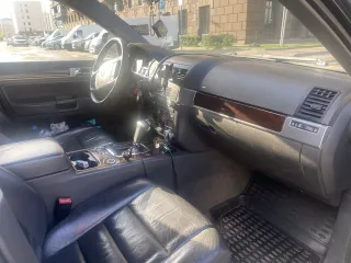 Volkswagen Touareg 2005, автомобиль марки VOLKSWAGEN модель TOUAREG 2005 г.в., VIN-номер WVGZZZ7LZ6D014667. Ознакомиться с имуществом, подлежащим реализации, можно в течение срока приема заявок в рабочие дни в рабочее время. Предварительный запрос информации об имуществе направлять по адресу…
