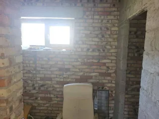 Земельные участки и объекты незавершенного строительства, Омская область. Земельный участок 1786 +/- 30 кв.м и объекты незавершенного строительства в Омской обл. 1) Земельный участок, кадастровый (условный) номер 55:20:233002:1646, место нахождения: РФ, Омская, Усть-Заостровка, Омский, Березовая…