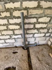 Жилой дом площадью 110.9 кв.м, этажность 2, расположенный по адресу: Кировская обл., Слободской м. р-н, Ленинское с.п., с. Волково, ул. Рабочая, д. 9, с кадастровым номером: 43:30:390924:2062. Земельный участок площадью 1499 кв.м, категория земель: земли населенных пунктов, разрешенное…