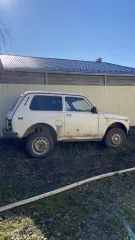ВАЗ 21213, 2001 года выпуска, VIN XTA21213011592706. Техническое описание: Автомобиль примерно полгода уже не эксплуатируется, на данный момент не заводится. Требуется ремонт, либо замена карбюратора. С двигателем всё в порядке. Он после капитального ремонта. Просто не заводится из-за неисправного…