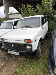 ВАЗ-21150 2004; ГАЗ 2705; LADA Priora; LADA 212140 Легковые автомобили, 4 штуки. 1. Автомобиль марки "ВАЗ-21150", 2004 г.в., ВИН - XTA21150053861702. Цвет – малиновый, мощность двигателя 77 л.с., передан в собственность государства на основании исполнительного листа Невельского районного суда от…