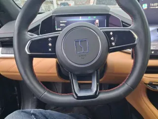 Zeekr 001 2023 года выпуска, черный цвет. VIN: L6T79T2E2PP032563, государственный номер А636НУ18.