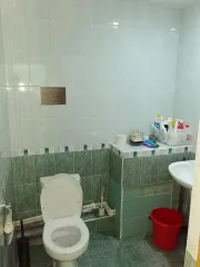 86/1000 доли земельного участка и жилого дома, 693 кв. м, Сочи, Краснодарский край. 86/1000 доли в праве общей долевой собственности на земельный участок, земли населенных пунктов, для индивидуального жилищного строительства, кадастровый номер: 23:49:0302039:1, площадь 693 кв. м; 86/1000 доли в…