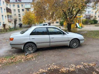 Toyota Corona 1989 года, 140 л.с., пробег 400000 км, АКПП, серый цвет. VIN отсутствует, ПТС 38КХ 929516, госномер M382BE138, номер кузова ST2100010272. Разрешенная максимальная масса 1425 кг, масса без нагрузки 1150 кг.