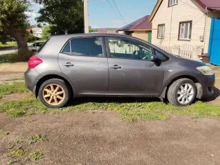 Toyota Auris, 2007 года, 97 лс, 325000 км, JTNKM56E401005236
