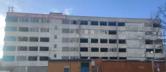 Нежилое помещение 20,7 кв. м, гаражное место 4-42, Самарская обл., г. Самара, Промышленный р-н, ул. Губанова, д. 9, кадастровый номер 63:01:0708002:4537, ограничения и обременения: наличие перепланировки/переустройства/реконструкции установить невозможно, ведется работа по освобождению от имущества…