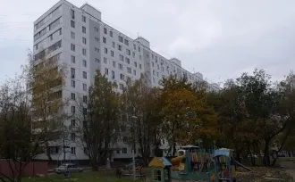 1/3 доля в праве на квартиру площадью 38,7 кв.м по адресу: г. Москва, ул. Белозерская, д. 1А, кв. 192, кадастровый номер 77:02:0002003:1251. Имеется арест и запрет регистрационных действий.