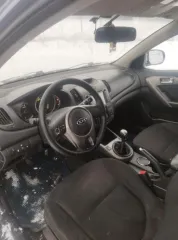Kia Cerato 2009 Транспортное средство Kia Cerato, 2009 идентификационный KNAFH221295800763, светло-серый, ГРЗ К751АТ774, мощность двигателя 126 (92,7) л.с. (кВт), объем двигателя 1 591,00 см.куб. С имуществом можно ознакомиться по предварительной записи по номеру телефона:8-996-230-89-69, либо…