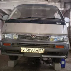 Nissan Caravan, 1982 года, 85 лс, 150000 км, номер кузова ARME24015541, гос. номер У589АМ27. Техническое состояние транспортного средства: не на ходу, не исправна автоматическая коробка передач, двигатель требуется ремонт; по кузову многочисленные следы сквозной коррозии.