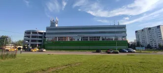 Нежилые помещения 5702.4 кв. м, гараж 2946 кв. м, земельный участок 5220 кв. м, Москва. Нежилые помещения (этаж 1, помещение VI - комната 1, помещение VIа - комната 1, помещение VII - комната 1, этаж 2, помещение IX комнаты 1-41, помещение VIII - комната 41, этаж 3, помещение XI - комнаты 1-42…