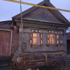 1/3 в жилом доме, площадь 28.1 кв.м., назначение: Жилой дом, количество этажей: 1, адрес: Россия, Ульяновская область, р-н Николаевский, р.п.Николаевка, ул.Набережная, дом 31, кадастровый номер:73:09:020201:811. 1/3 на земельном участке, площадь 1329, уточненная площадь, погрешность 96.0 кв.м…