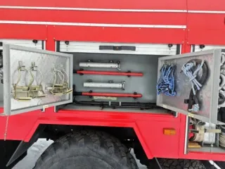 КАМАЗ 4326 2011 года выпуска. Пожарный автомобиль АЦ 3,0-40-26ВР. Пробег 4372 км. VIN-номер XVZ361641B0000050.