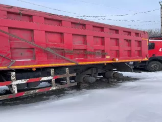 Автомобиль-самосвал Hongyan CQ3406HV39, VIN LZFF31T68MD037381, 2021 года выпуска, гос. рег. знак Р701МН142. Отсутствуют ключи.